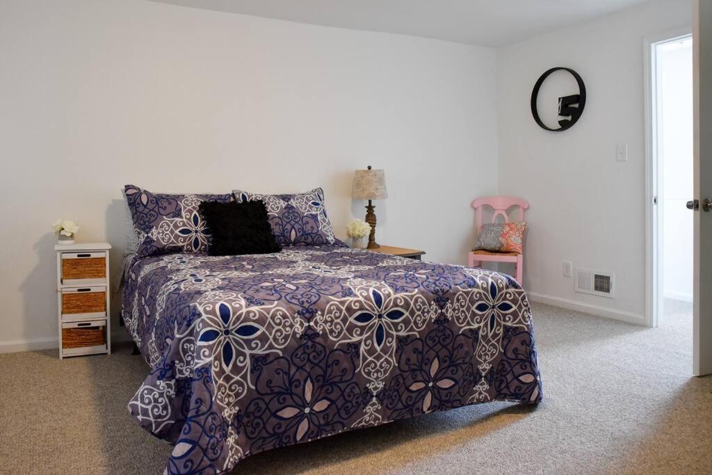 Stunning Big Near Downtown North Shore & Hébergement de vacances Pittsburgh